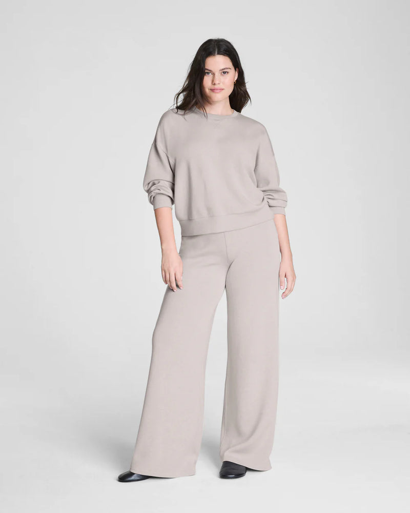 AirEssentials Wide Leg Pant