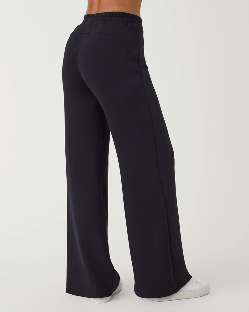 Air Essentials Wide by Spanx